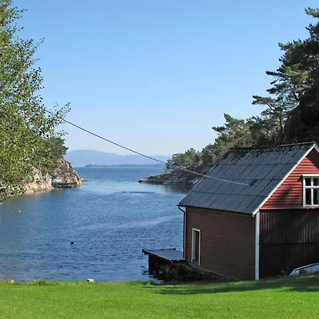 Holiday home Laksevagen By Interhome Bruntveit